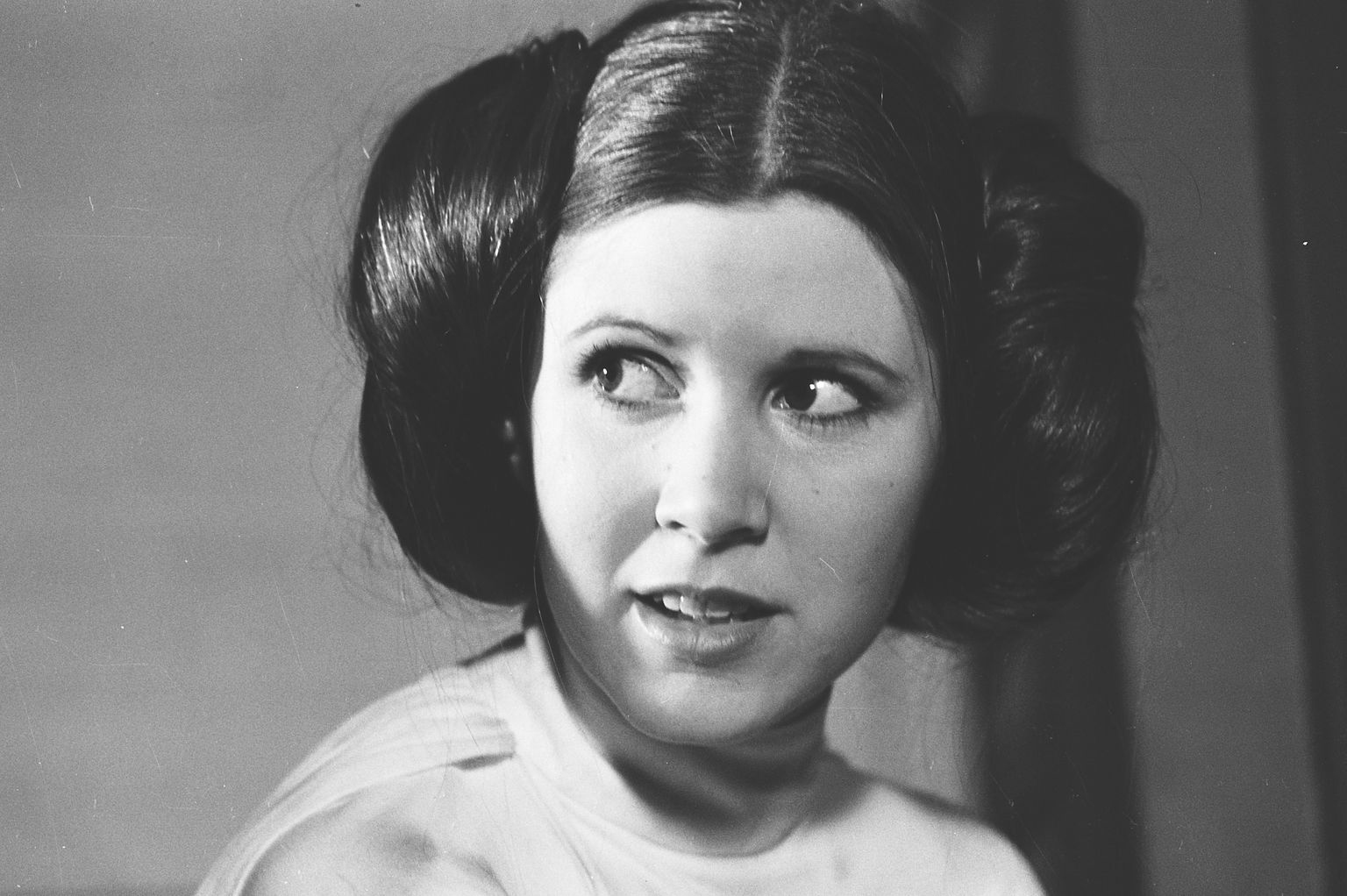 Carrie-Fisher-Princess-Leia.jpg