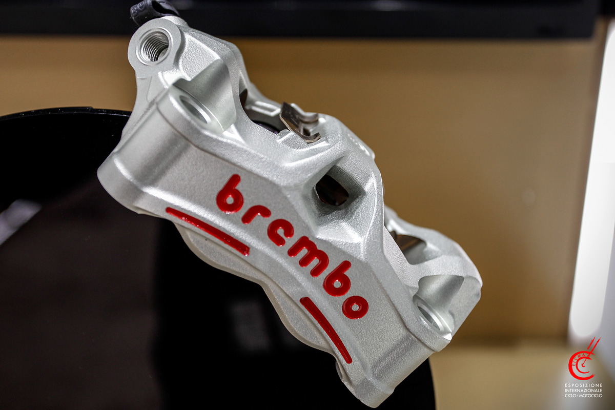 brembo-sub.jpg