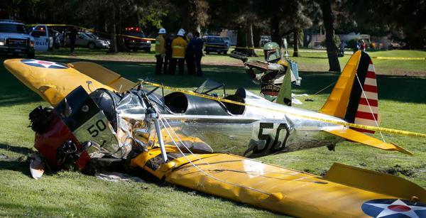 harrison-ford-plane-crash-memes_4.jpg