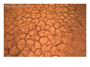 BN1860_4Parched-Claypan-of-Desert-S.jpg