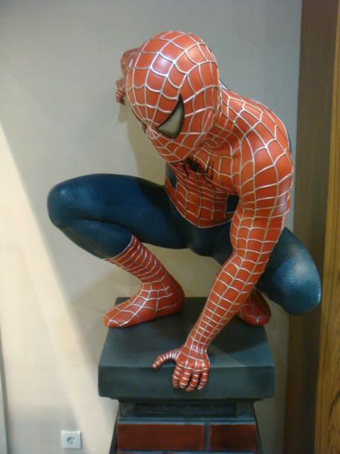 lifesizespidey4.jpg