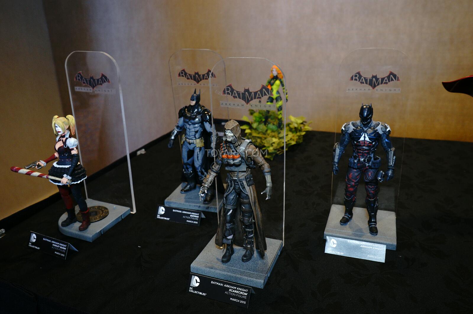 SDCC-2014-DC-Collectibles-Arkham-Knight-008.jpg