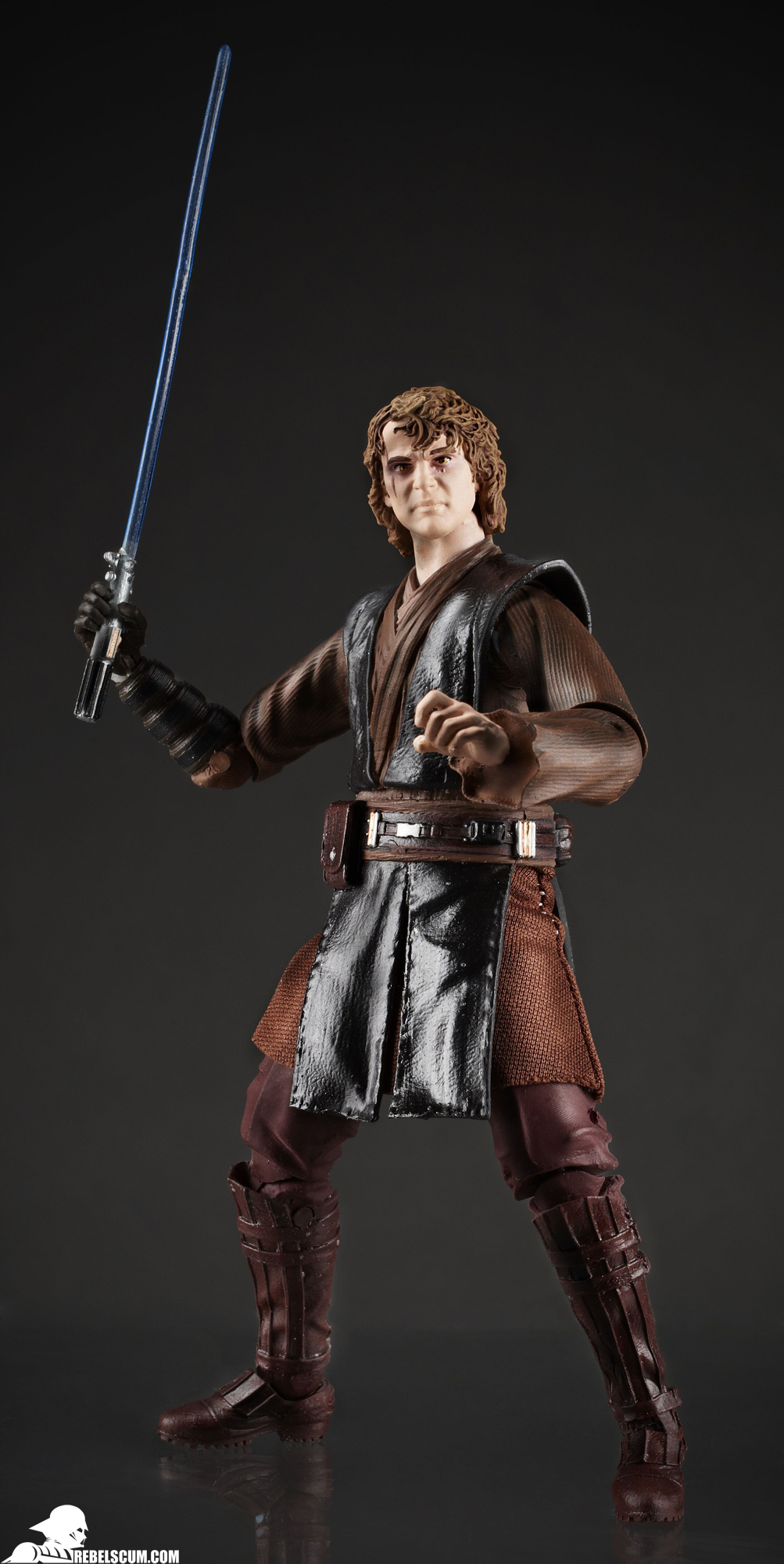 High-Resolution-Hasbro-Black-Series-Anakin-Darth-Vader-ROTS-01.jpg