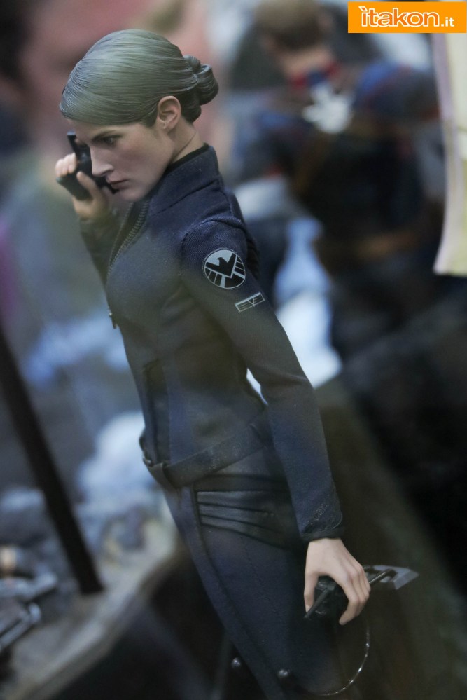 hot-toys-sdcc-2015-149.jpg