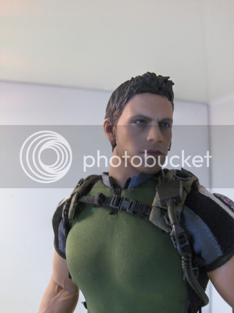 ChrisRedfield003.jpg