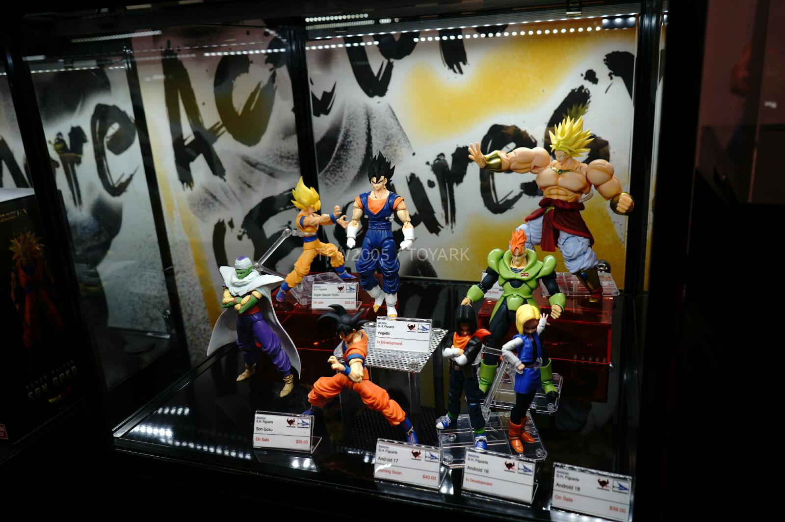 NYCC-Bluefin-Tamashii-Nations-022.jpg