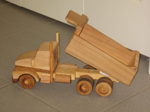 dumptruck2.jpg