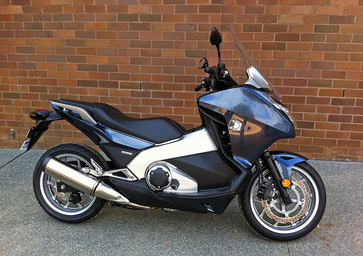 2012_Honda_NC700D_Integra.jpg