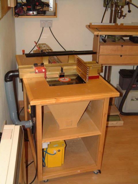 32%20-%20router%20table.jpg