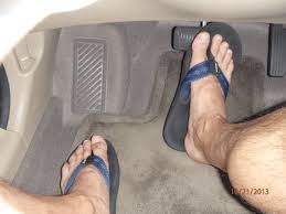 driving in flip flops