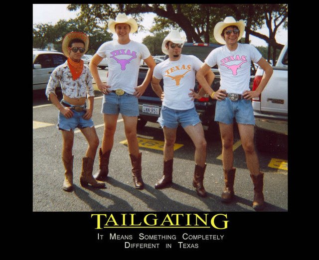 TAILGATING%2Bwww.motivationalpostersonline.blogspot.com%2Bdemotivational%2Bposters%2Bmotivational%2Bposter%2Bfunny.jpg