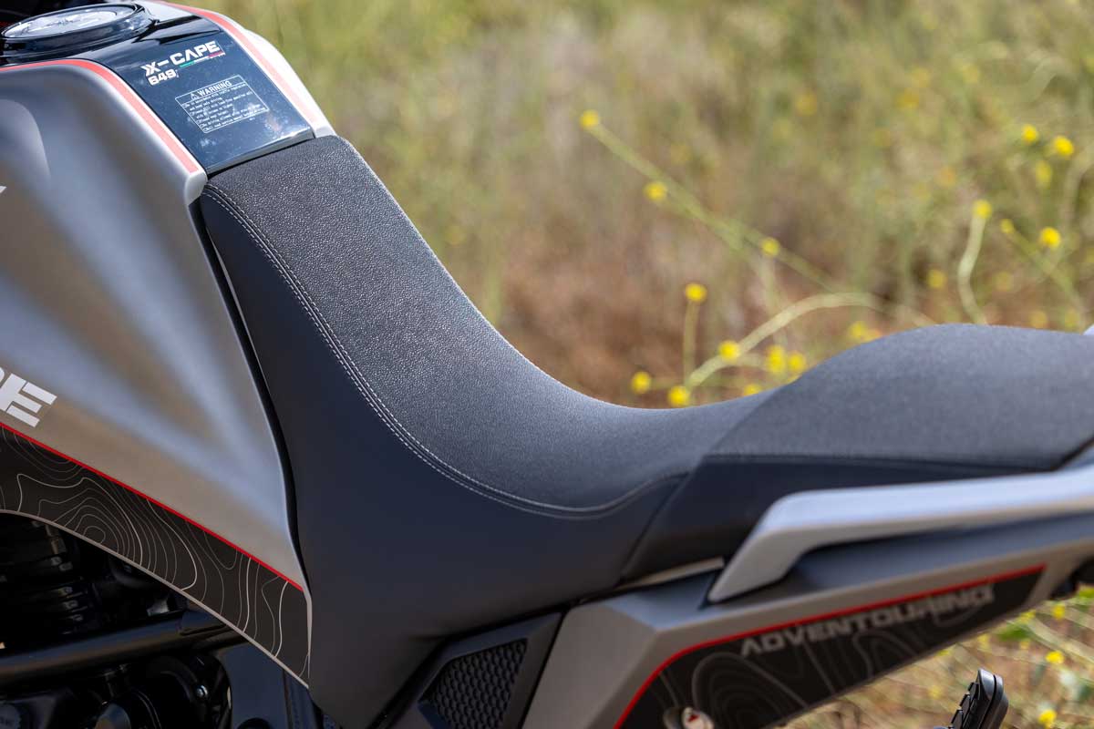 MotoMorini X Cape Review seat