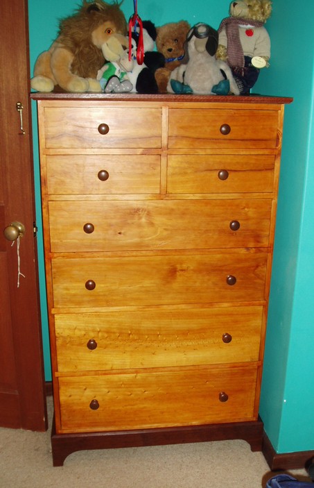 A%20Chest%20of%20Drawers%20for%20Jamie_html_175f21d6.jpg