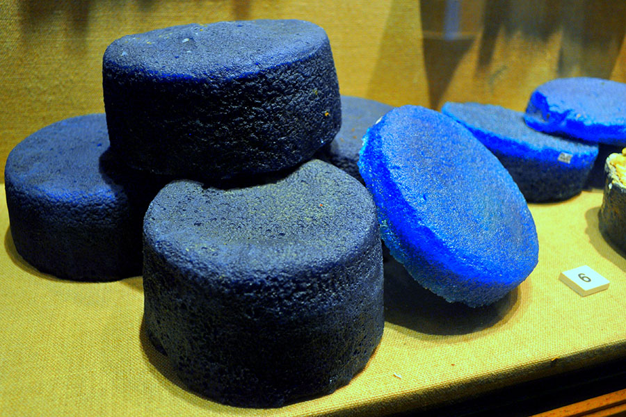 P-blue-glass-ingots.jpg