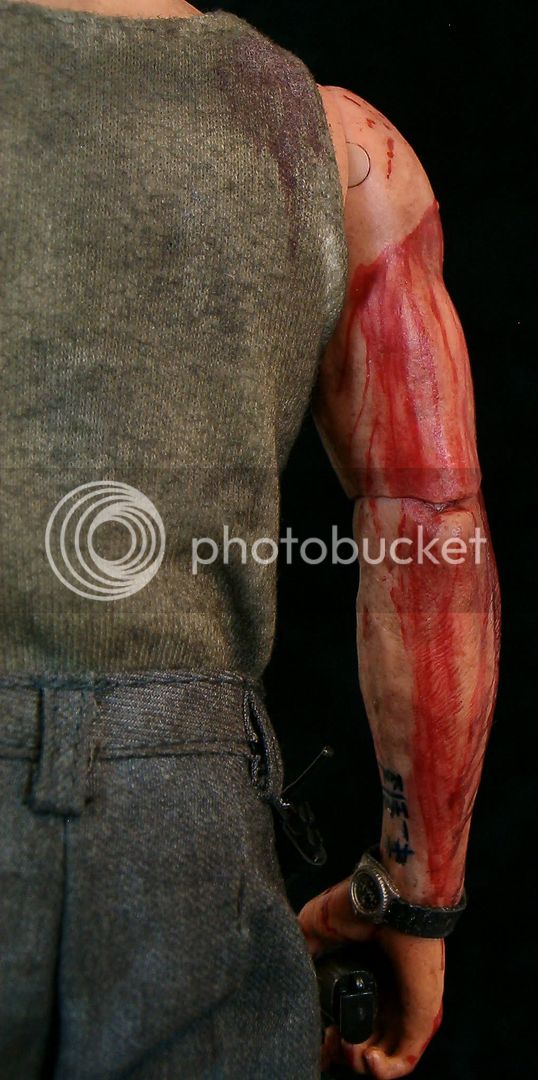 JohnMcClaneDetail-RightArmRear.jpg