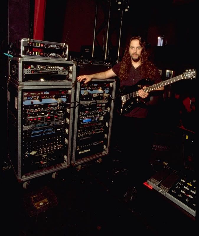 petrucci_rig.jpg