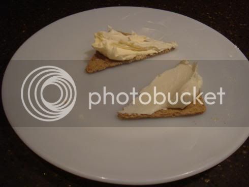 CreamcheeseonOatcakes.jpg