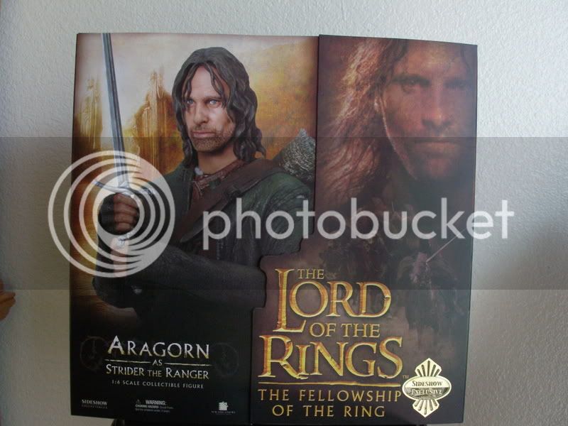 Sideshow12inAragorn012.jpg