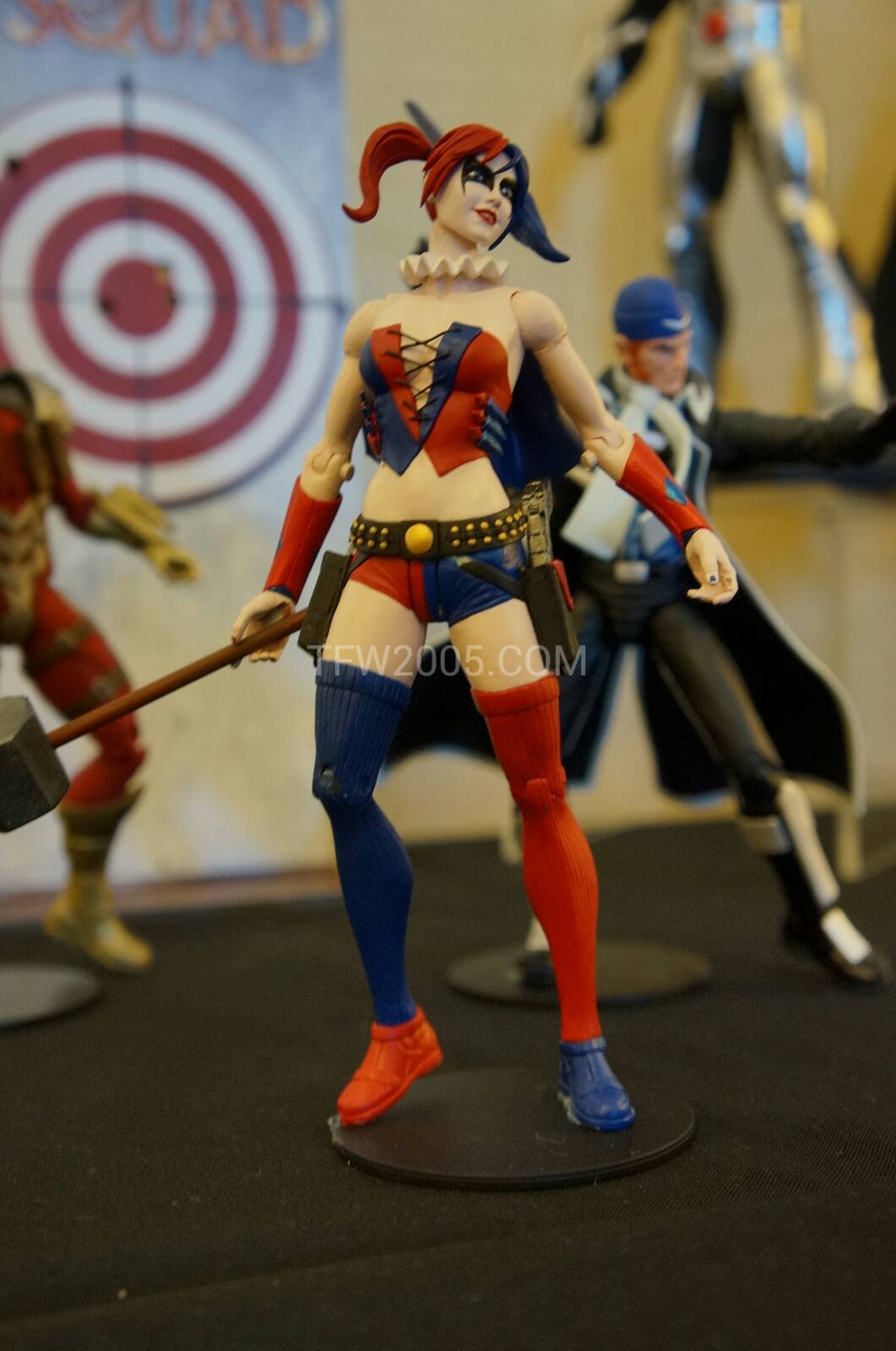 SDCC-2013-DC-Collectibles-013.jpg