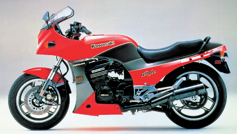 gpz900r_1984.jpg