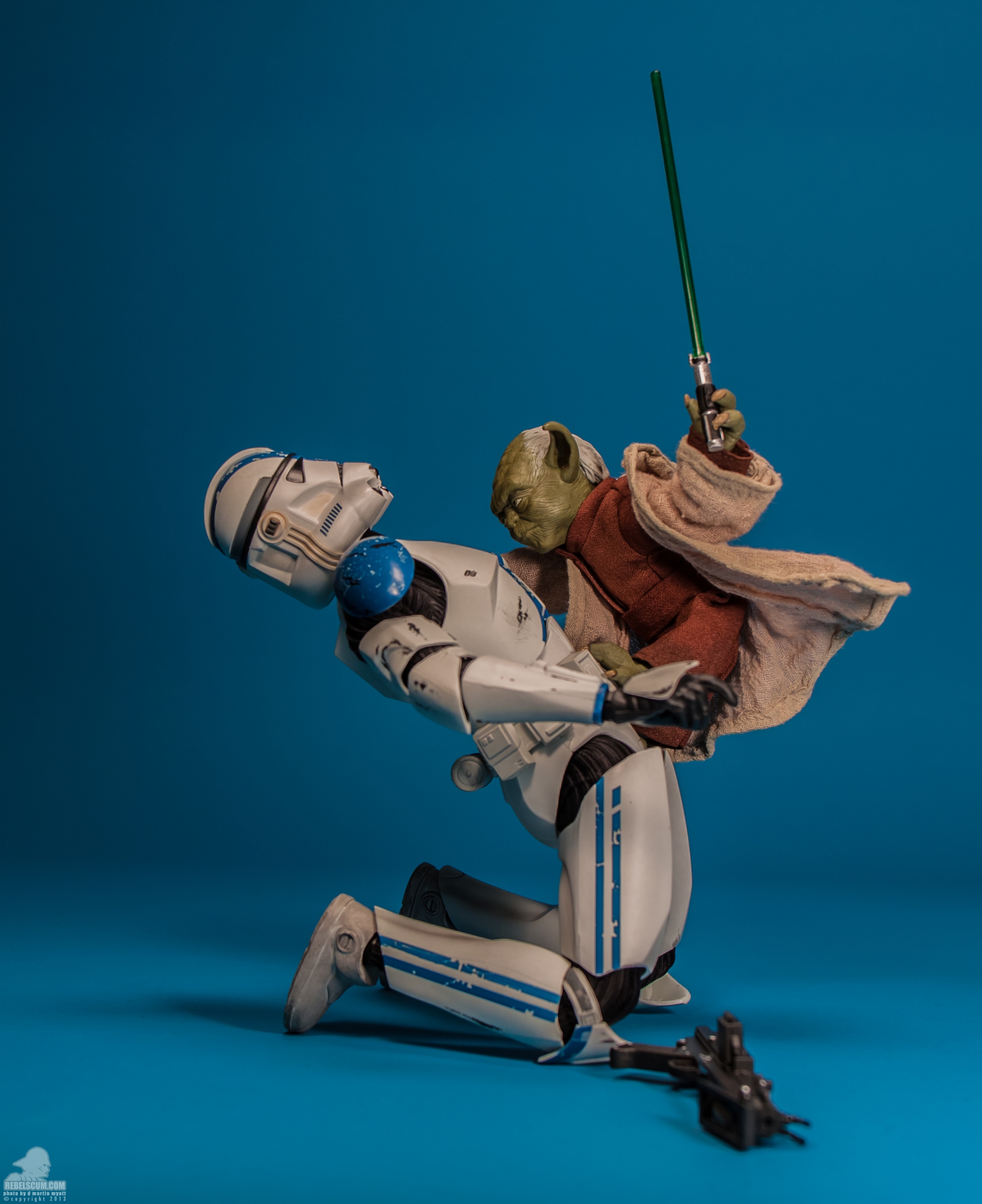 Yoda-Jedi-Master-Prequels-Sideshow-Collectibles-032.jpg