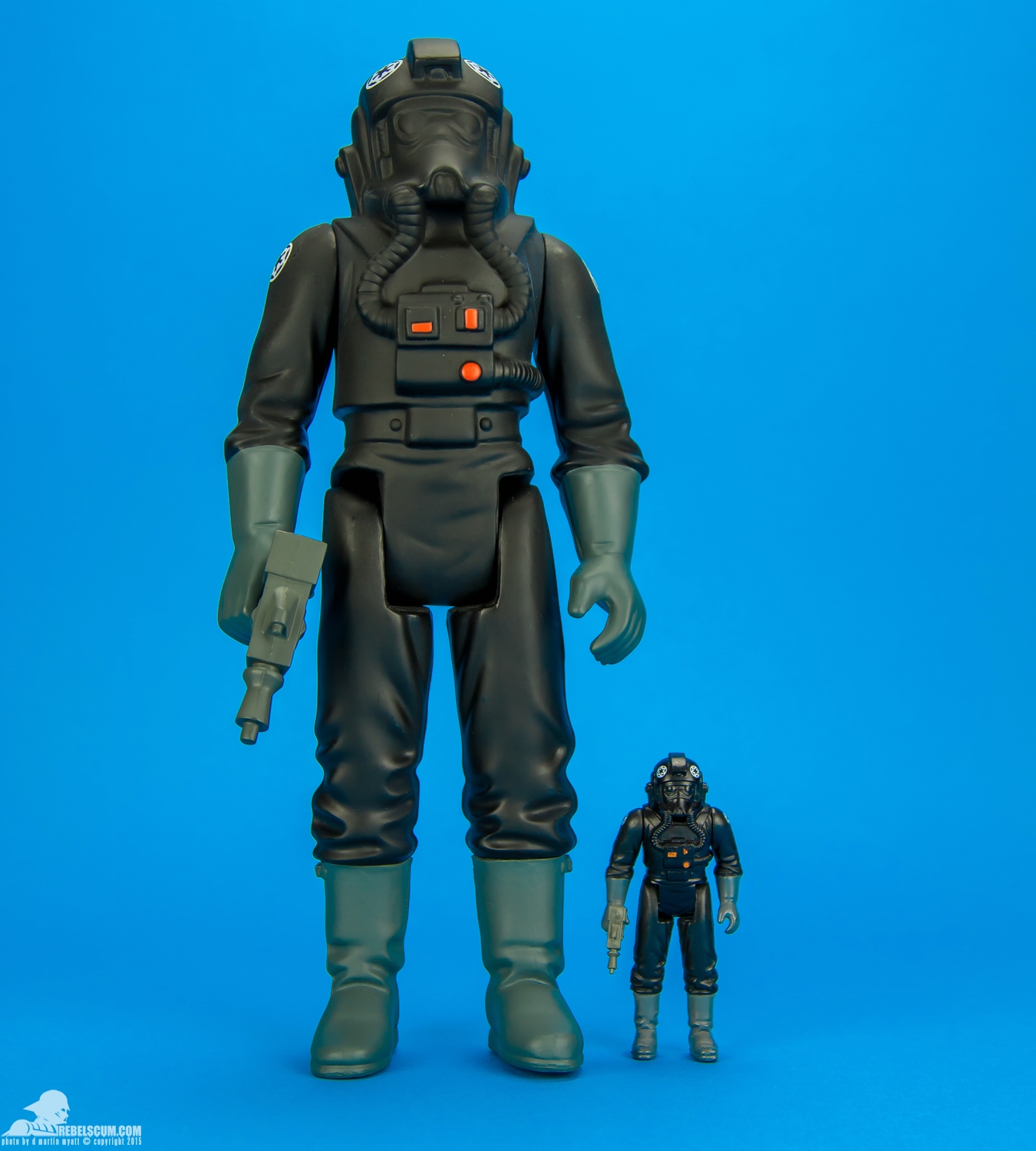 Imperial-TIE-Fighter-Pilot-Jumbo-Kenner-Gentle-Giant-011.jpg