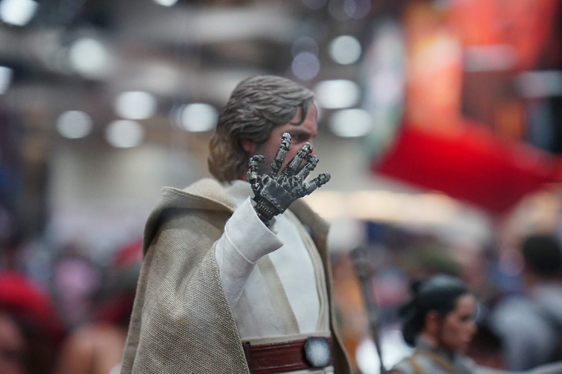 SDCC-2016-Hot-Toys-Star-Wars-013.jpg