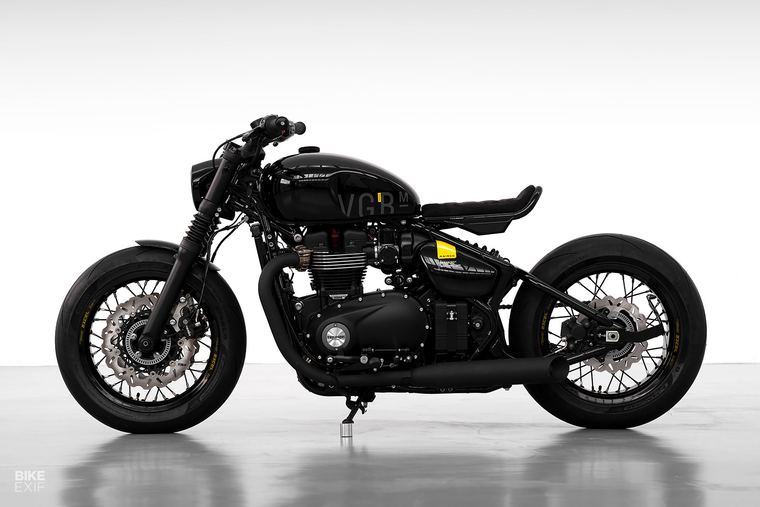 Triumph Bobber by Vagabund Moto and Classicbike Raisch