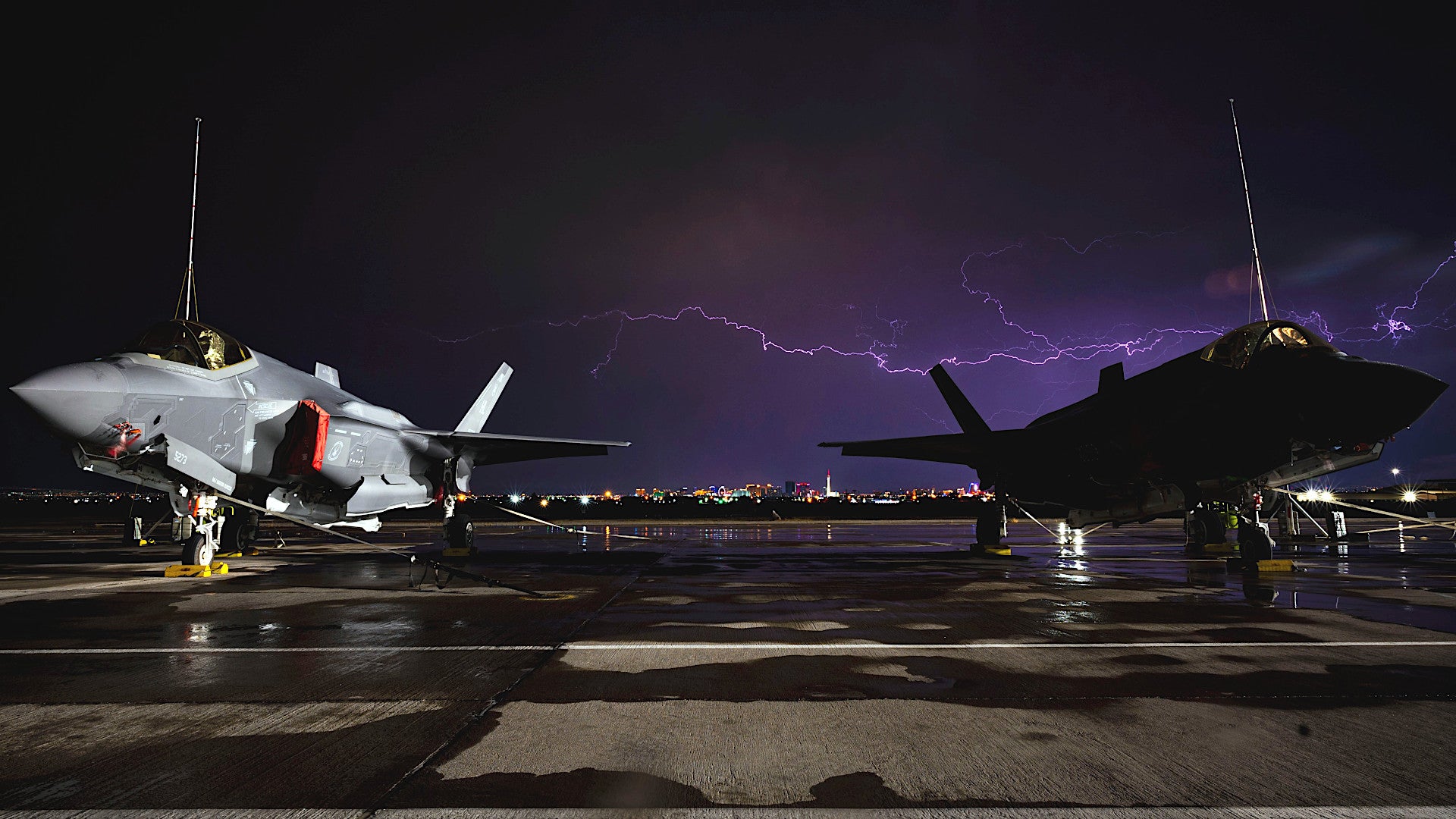 f-35-lightning-nellis.jpg