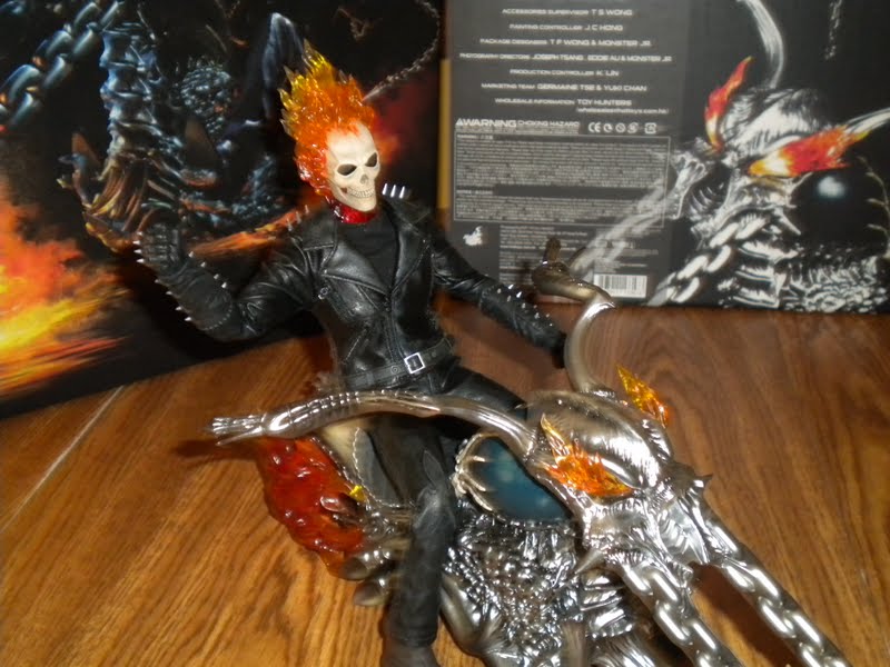 Hot+Toys+Ghost+Rider+063.JPG