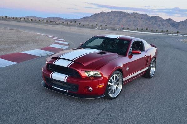 2013-ford-mustang-shelby--3_600x0w.jpg