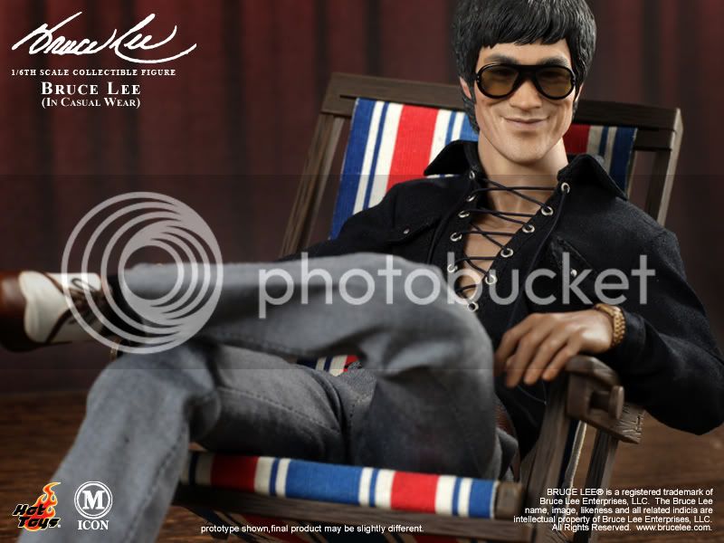 HotToys_BruceLee_InCasualWear_8.jpg