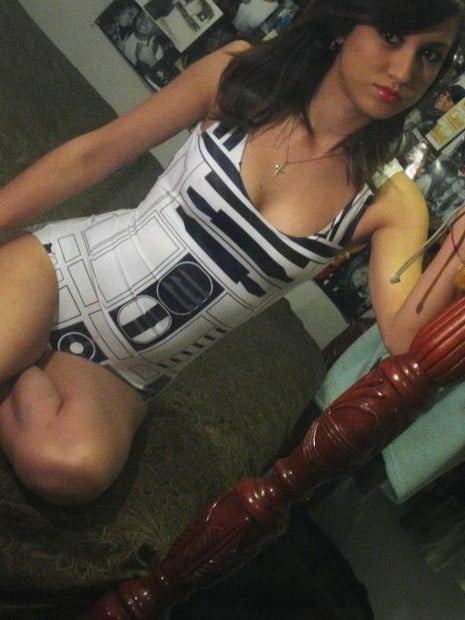 R2D2-swimsuit4.jpg