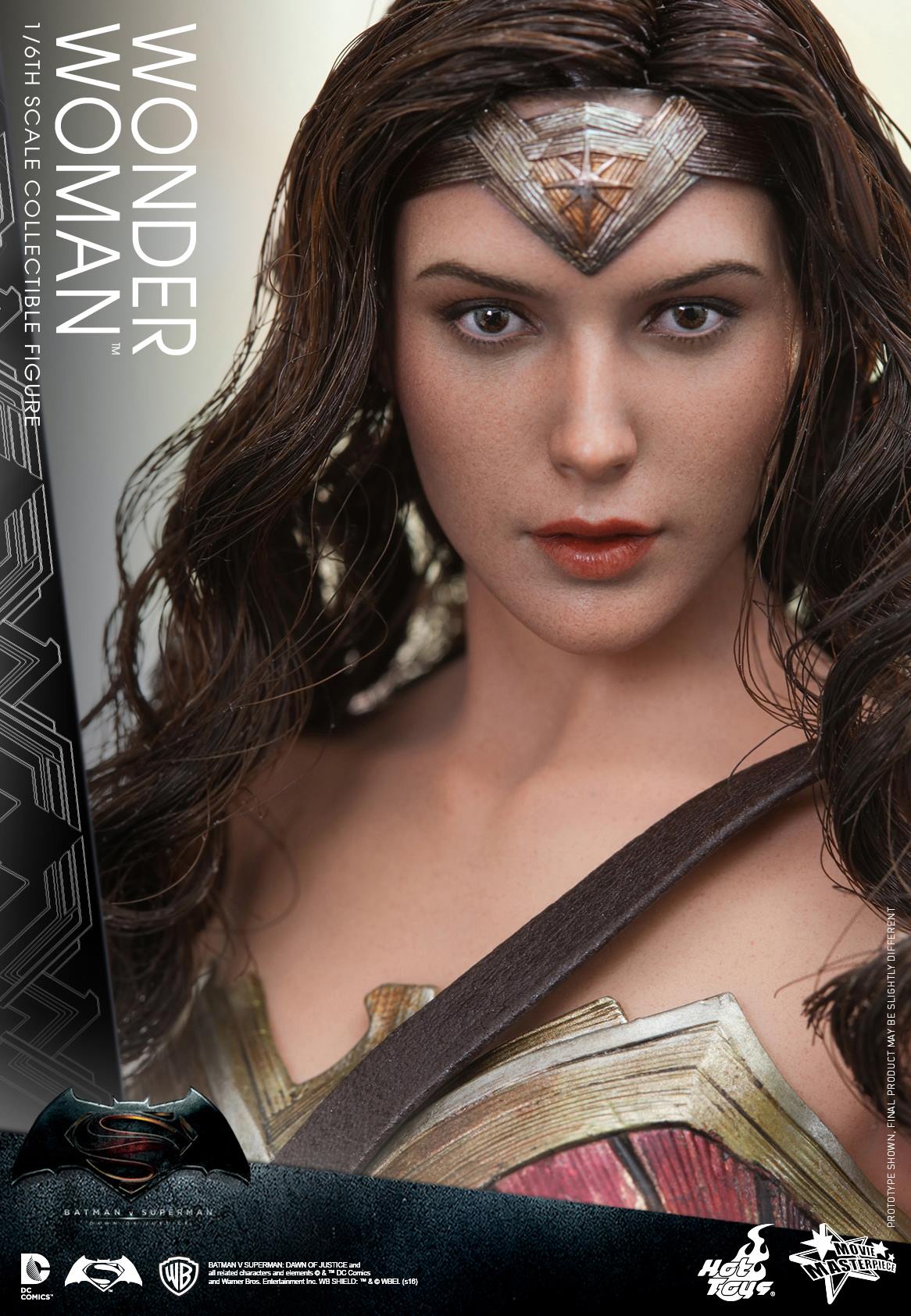 Hot-Toys-BvS-Wonder-Woman-005.jpg