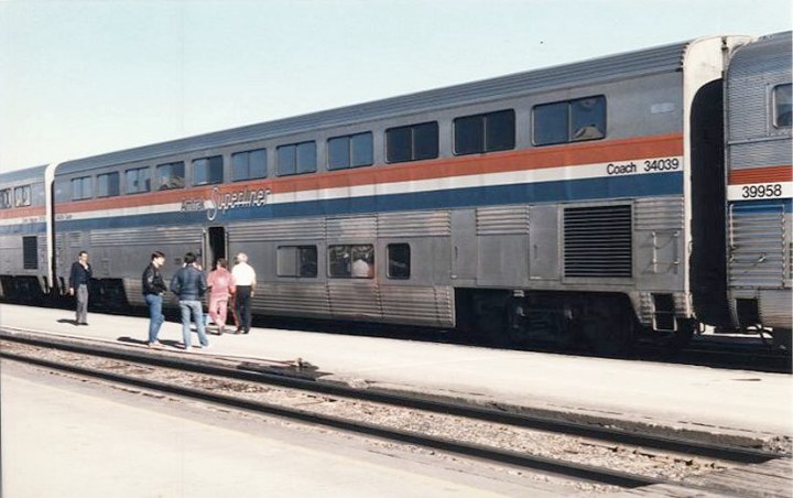 amtrak_superliner_coach.jpg