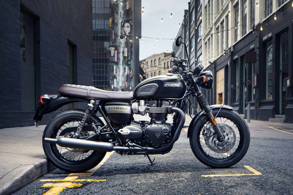 2022 Triumph Bonneville T120 Black Gold Line Edition review