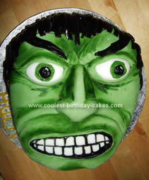 coolest-incredible-hulk-birthday-cake-6-21336999.jpg