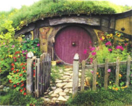Lord+of+the+Rings+Real+Hobbit+House+Round+Door.jpg