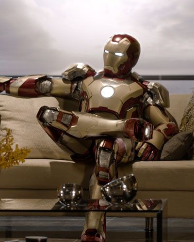 Iron-Man-3-Mark-XLVII-Armor-Couch_zps8e181b0a.jpg