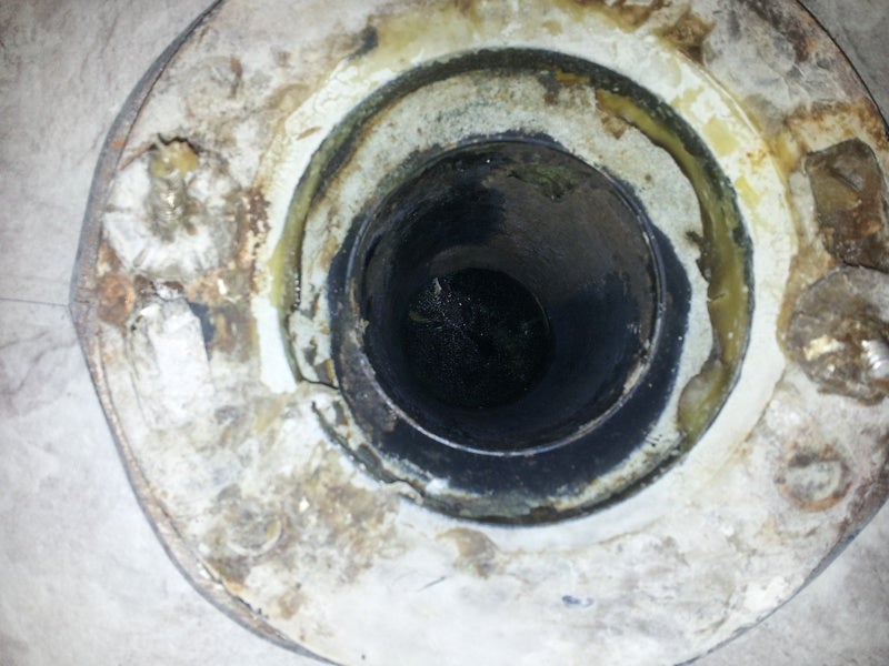 254218d1457545285-how-replace-kind-toilet-flange-img_20160309_101731.jpg