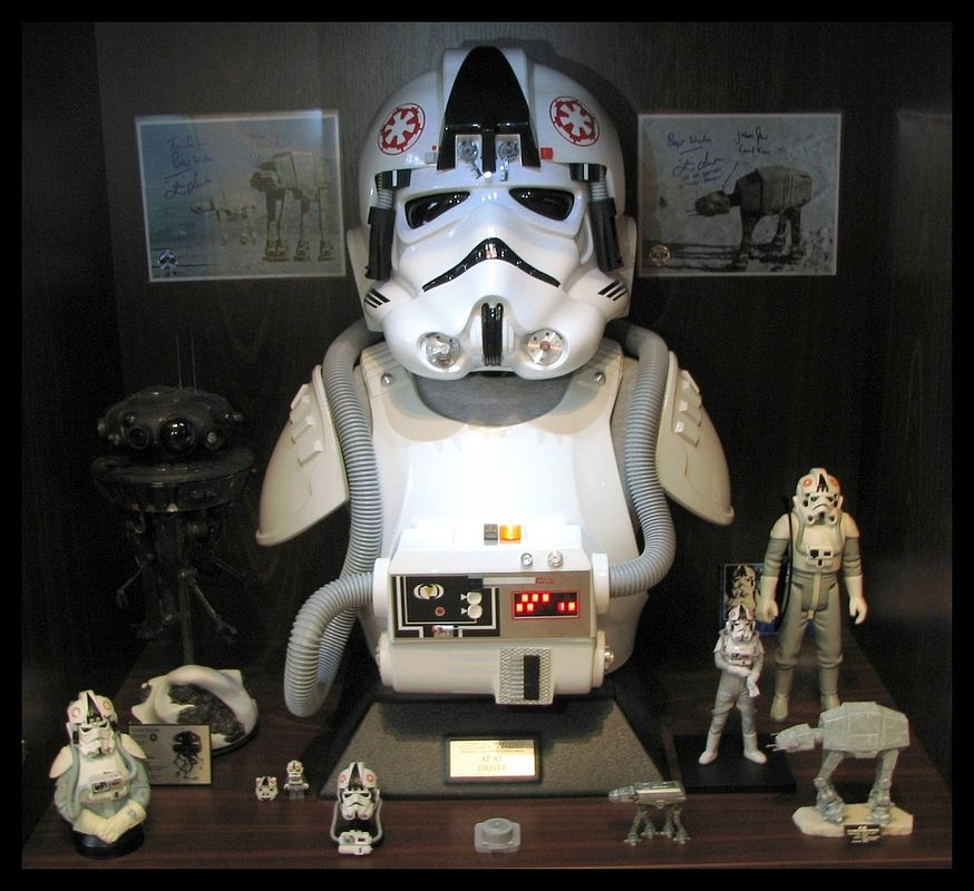 Laws%20AT-AT%20Driver%20helmet%20amp%20armor%2037.jpg