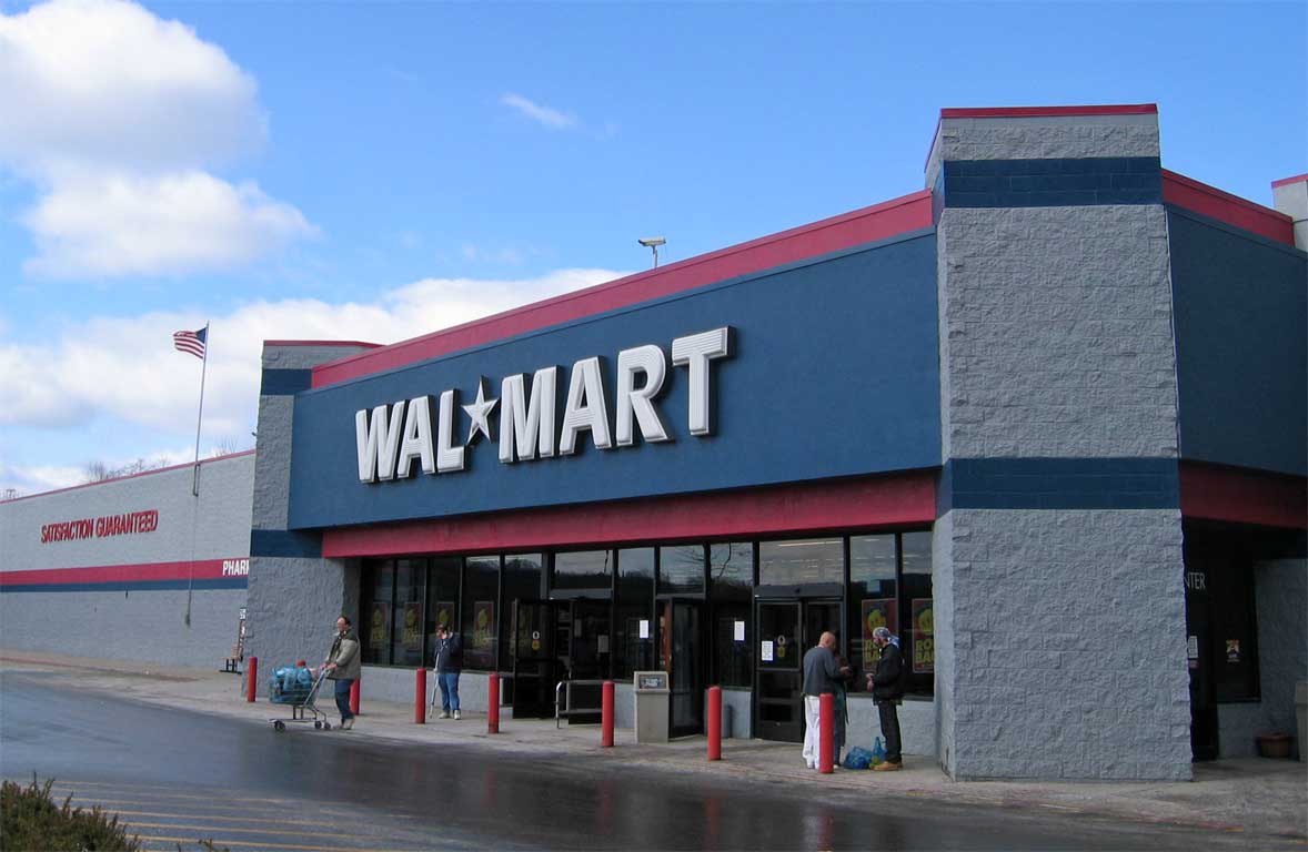 Walmart_exterior.jpg