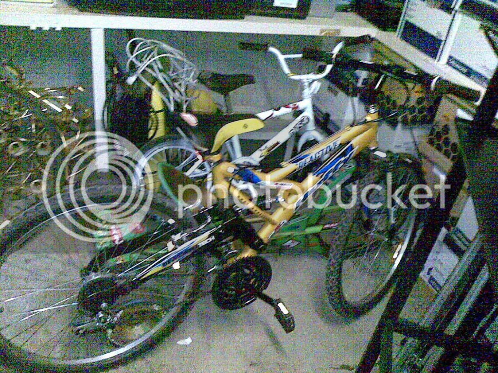 bikes106.jpg