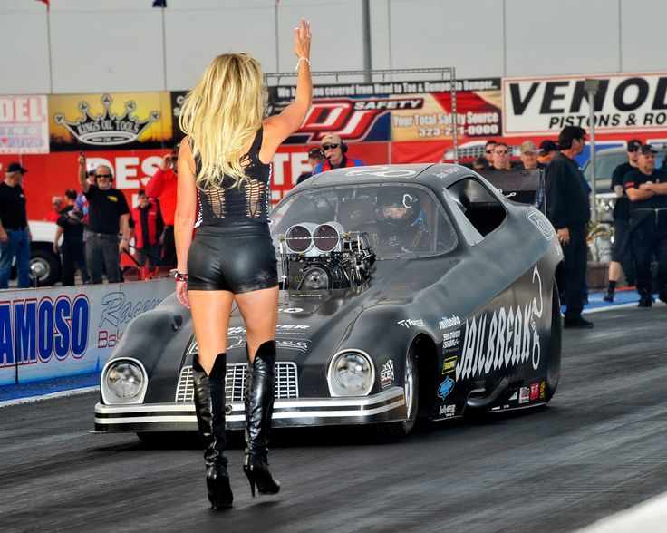 e4074360c67fea4626569e078779c5de--back-up-girls-drag-racing-racing-online.jpg