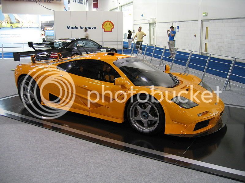 800px-McLaren_F1_LM.jpg