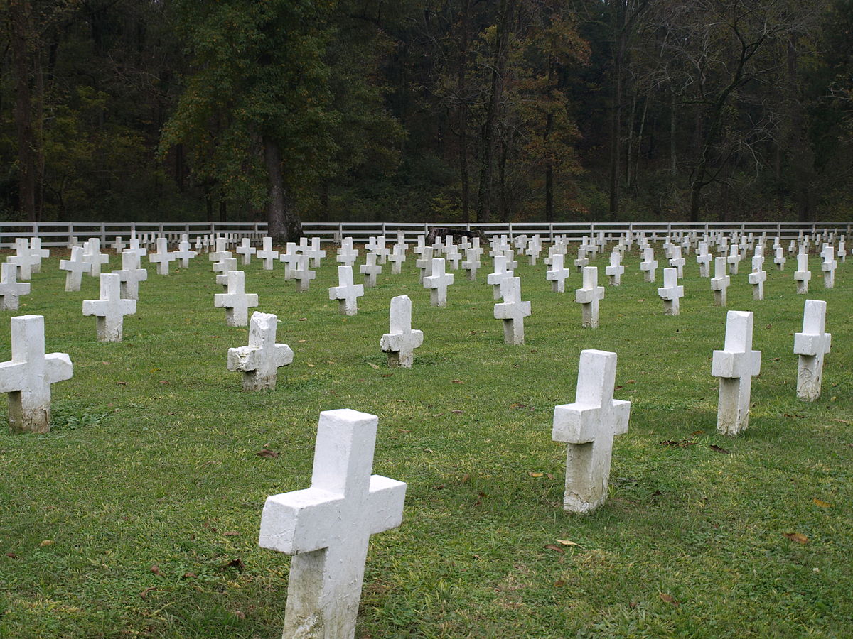 1200px-Point_Lookout_I%2C_old_cemetery_%40_Angola..jpg