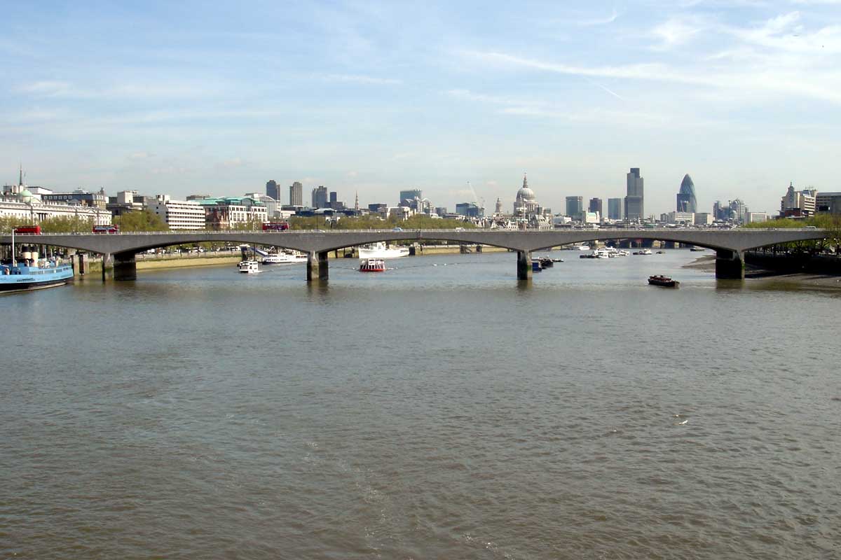 london-bridge-z74e.jpg