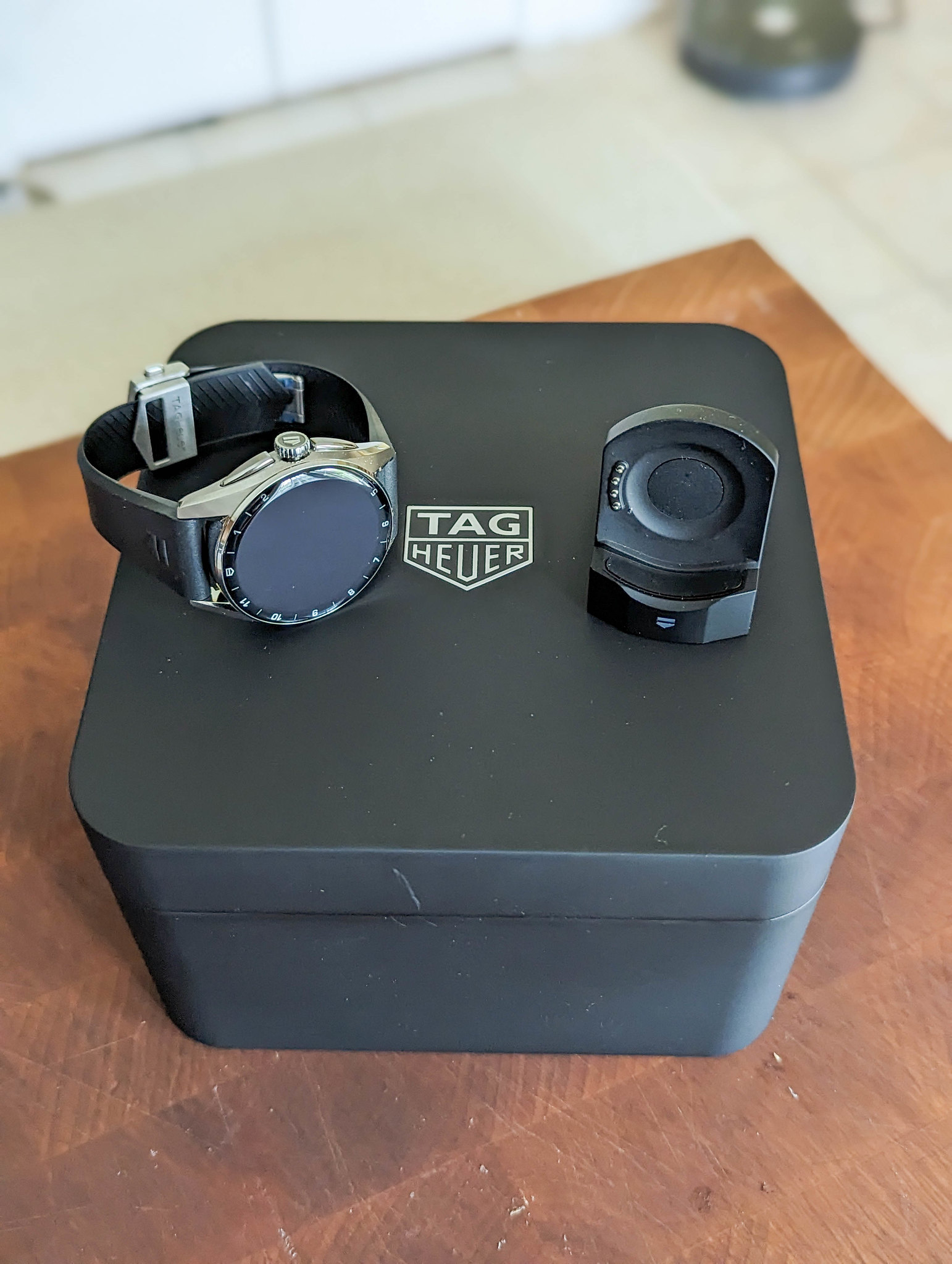 SOLD Tag Heuer Connected Calibre e4 42mm Smartwatch Kitchen