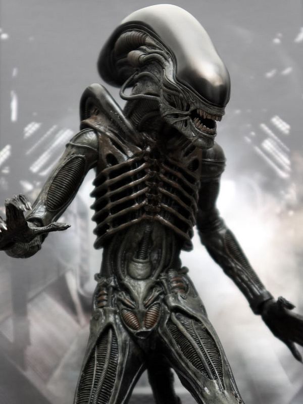 Alien004.jpg