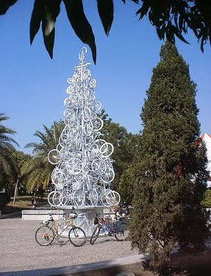 bicycle+christmas+tree.jpg